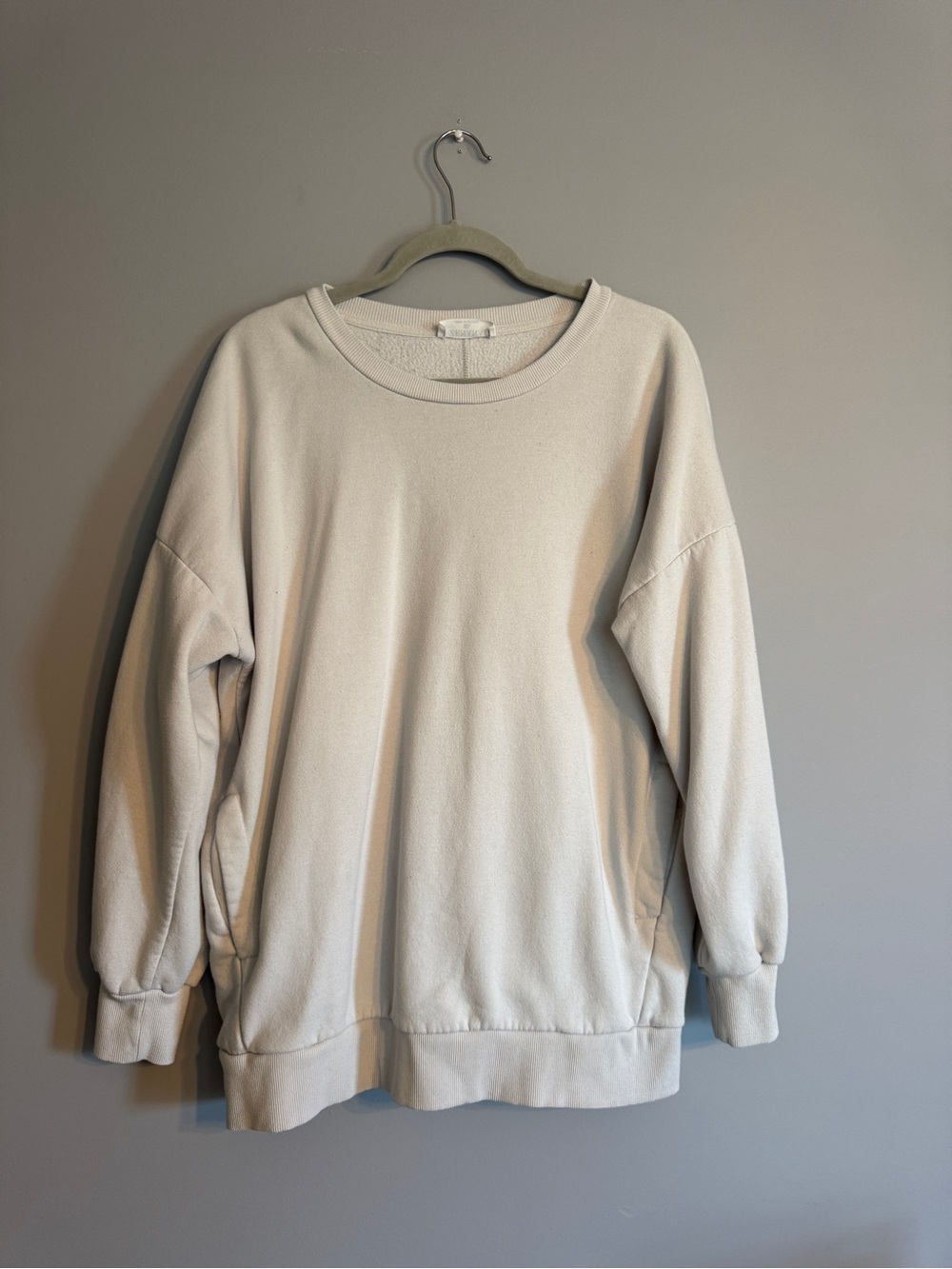 Zenana Outfitters Crewneck Sweatshirt in Light Cream